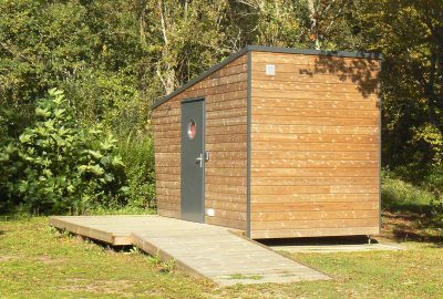 Hébergement en cabane accessible aux PMR au lac des Settons, Morvan