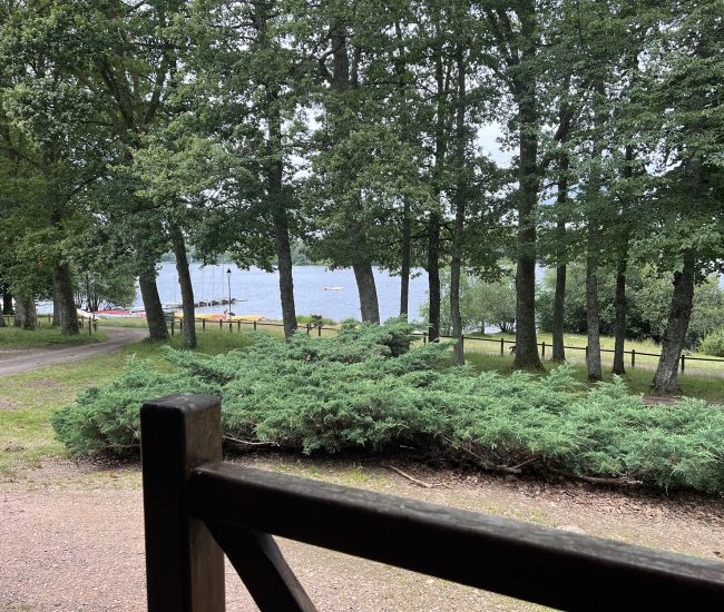 Hébergement en chalet accessible aux PMR au lac des Settons, Morvan