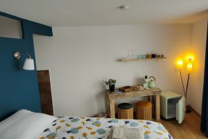 Hébergement suspendu à vue panoramique au dessus du lac des Settons, Morvan