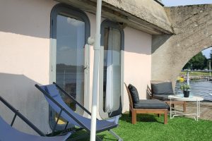 Hébergement suspendu à vue panoramique au dessus du lac des Settons, Morvan