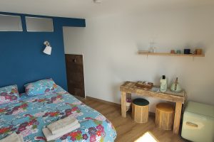 Hébergement suspendu à vue panoramique au dessus du lac des Settons, Morvan