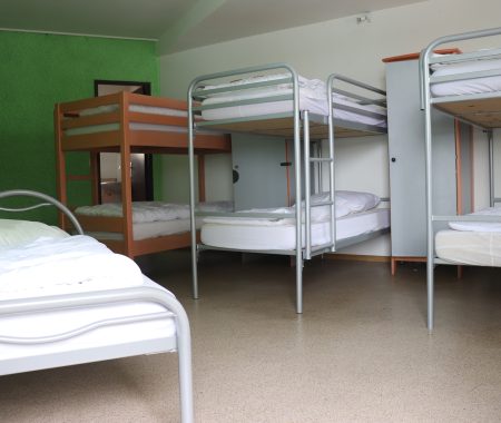 Hébergement en chambre collective au lac des Settons, Morvan