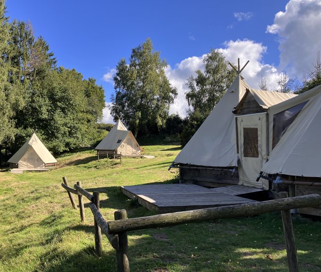 Hébergement en Tipi de 6 places au lac des Settons, Morvan