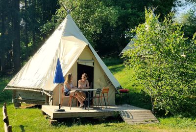 Hébergement en Tipi au lac des Settons, Morvan