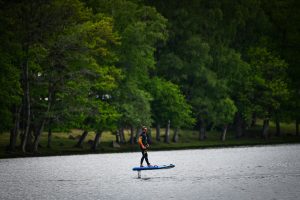 Location Efoil, surf électrique, sur le lac des Settons, Morvan