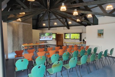 Location de salle de réunion au lac des Settons, Morvan