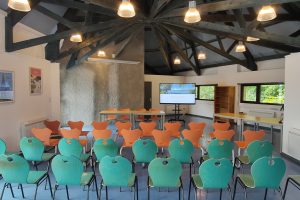 Location de salle de réunion au lac des Settons, Morvan