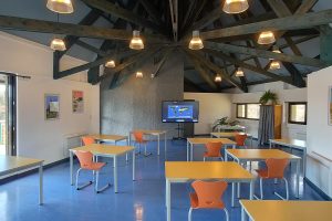 Location de salle de réunion au lac des Settons, Morvan