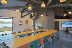 Location de salle de réunion au lac des Settons, Morvan